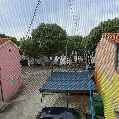 Red Blue With Private Parking And Gray Blue