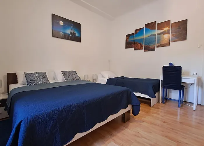 Red Blue With Private Parking And Gray Blue