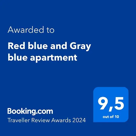 아파트 Red Blue With Private Parking And Gray Blue 풀라