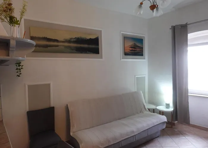 Red Blue With Private Parking And Gray Blue